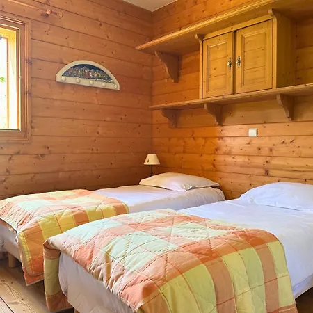Holiday home Borselier Vue Montagne, & Terrasse La Plagne
